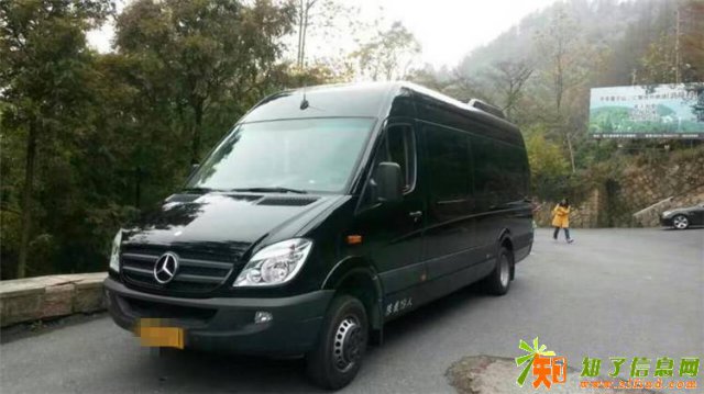 奔驰凌特17座 旅游商务包车 租赁奔驰凌特