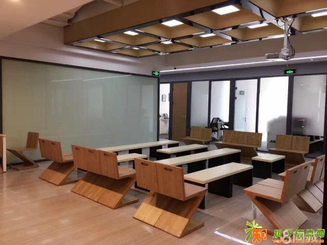 深圳福田区会议室出租，培训室出租，长租短租