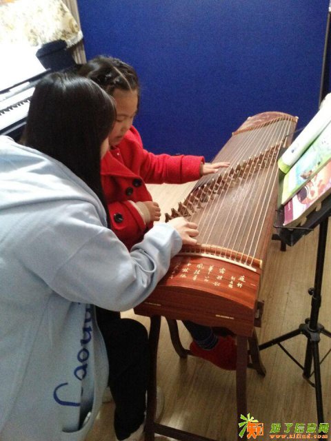 国贸360专业古筝培训—专业古筝老师授课