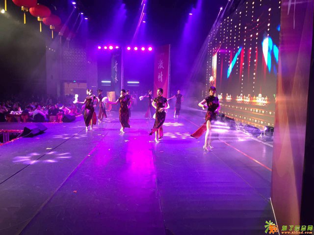 深圳专业提供公司晚会活动节目，年会编排的首选华辰