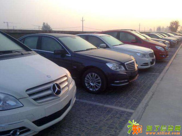 新疆乌鲁木齐龙旺旅游包车服务公司