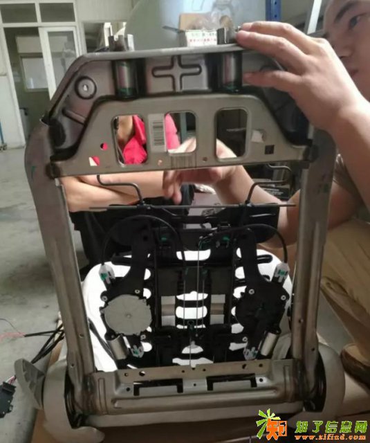 雪铁龙C5车主安装电动腰托后感动心得