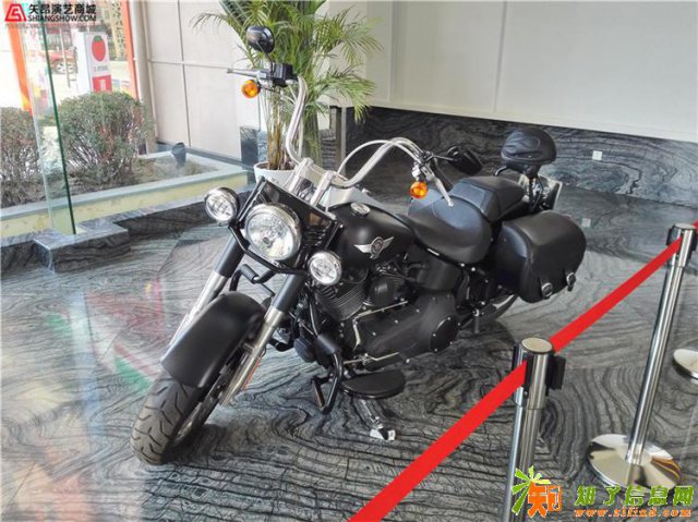 租哈雷摩托车哈雷巡游租赁哈雷摩托车机车租赁