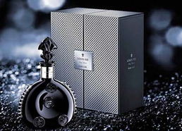 北京回收路易十三酒瓶盒子，回收轩尼诗李察酒瓶盒子