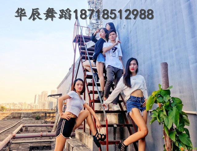 深圳宝安中心附近专业酒吧领舞培训学校