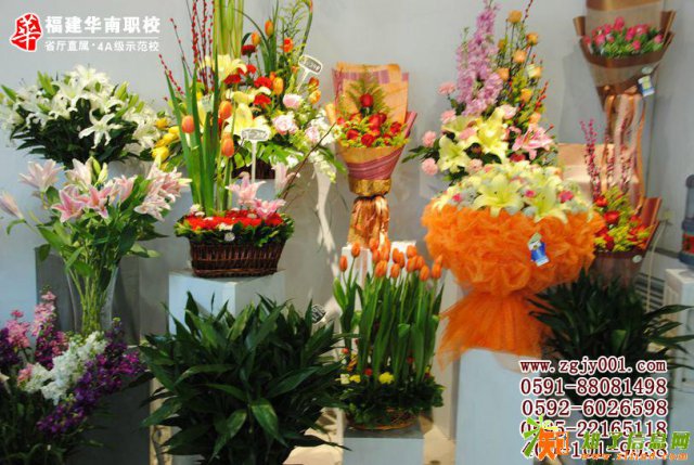 福建花艺培训班介绍：正确摆对鲜花的小窍门