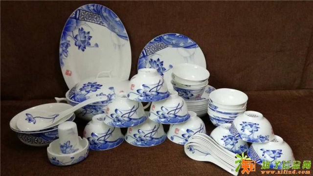 景德镇陶瓷餐具，高档礼品餐具供应厂家