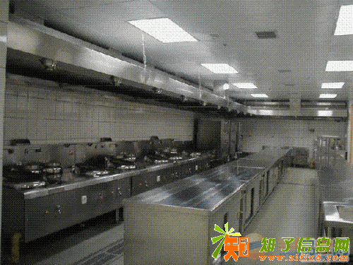 杭州二手厨房设备空调冰柜回收,餐厅桌椅家具回收