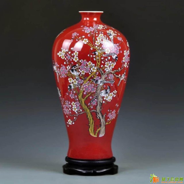 景德镇陶瓷花瓶厂家，定做花瓶摆件