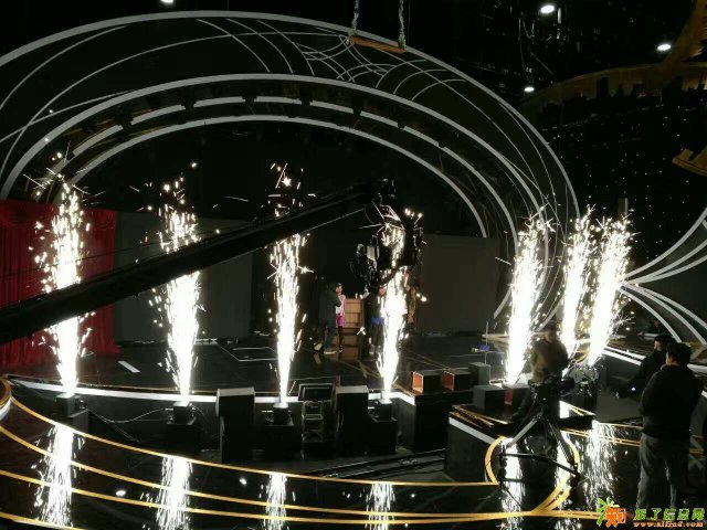 上海锦绣舞台特效智能电子喷花机雾扇吸幕机取暖炉租赁