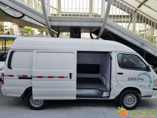 深圳 新能源纯电动 物流面包车 商务车