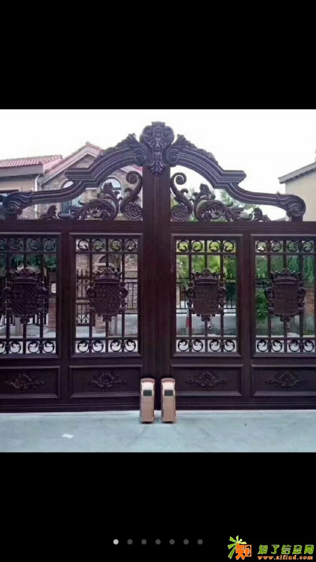 天津车库门生产厂家，伟业自动车库门翻板车库门