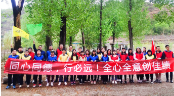 轮动方程团队拓展凝聚活力汽车新金融迎接挑站