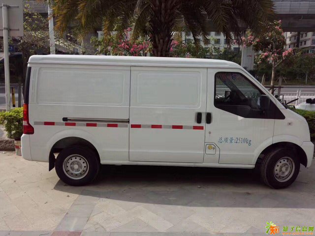 新能源纯电动面包车商务车厢式货车可租可售