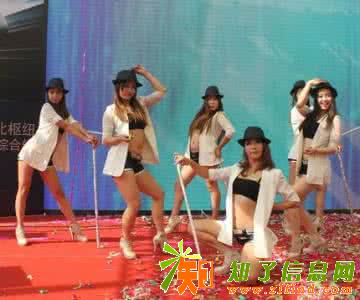 成都哪里有道具舞培训/形体舞蹈培训椅子舞拐/扇子舞 