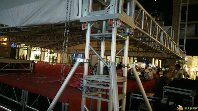 苏州灯光音响出租苏州舞台桁架搭建LED屏幕出租