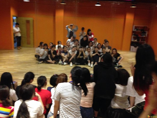 白云区专业舞蹈培训,韩国MV,exo,blackp