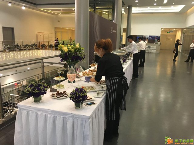 深圳南山区公司宴请自助餐厨师上门服务