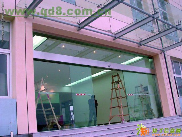 井冈山大道【客户推荐玻璃门窗】维修师傅电话