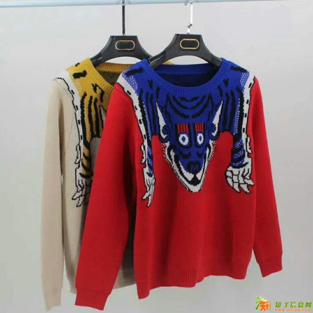 毛衣现货万件清仓摆地摊跑江湖早夜市甩货几元的服装