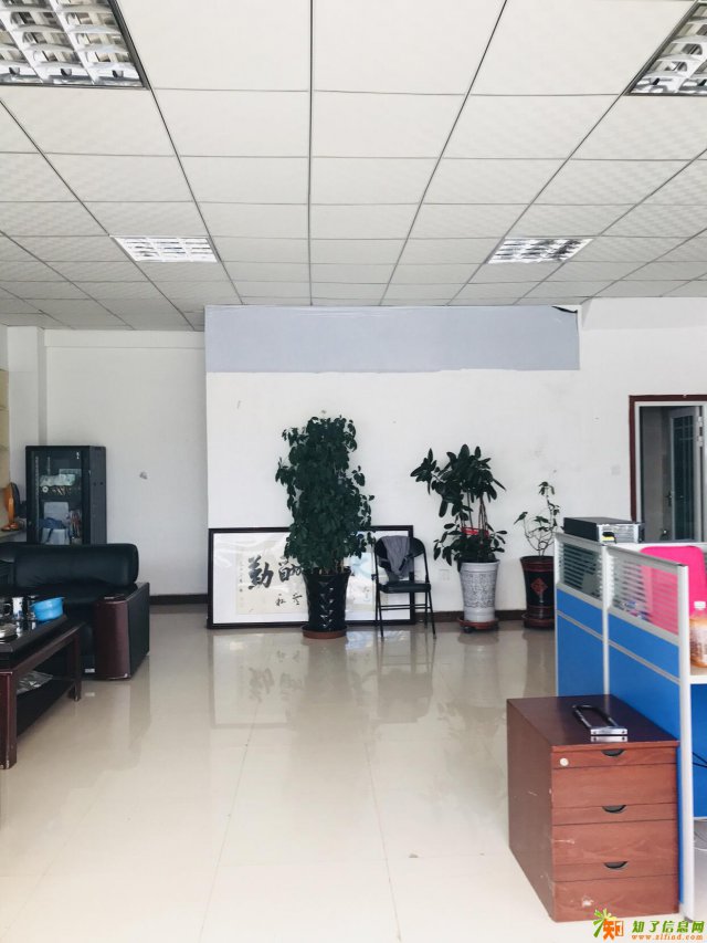 甘肃五金机电物流中心一楼商铺出租