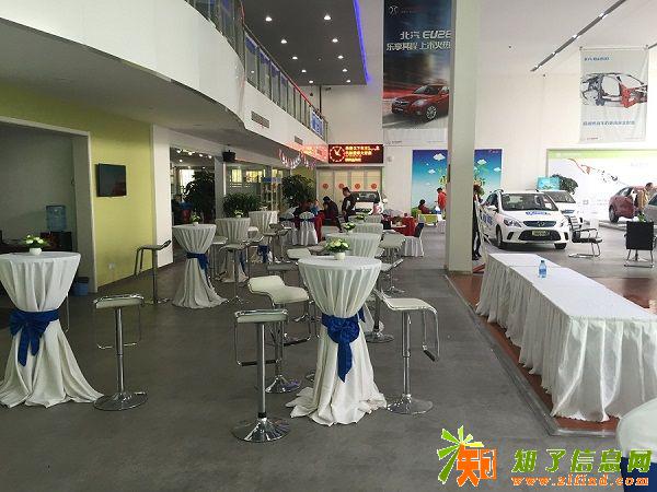 成都车展家具租赁出租车展吧桌吧椅面包凳物美价廉哦