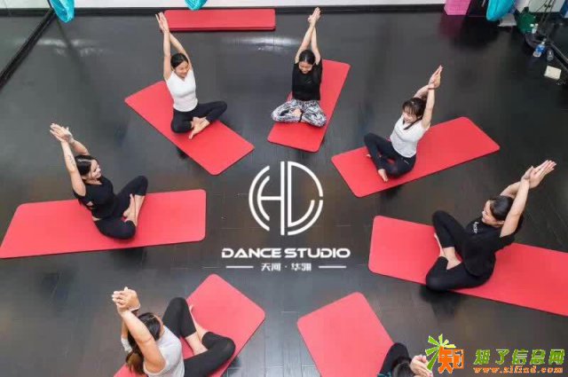 华翎舞蹈全国连锁一次收费终身学习包教包会包就业