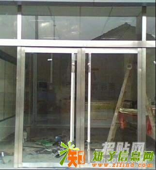 天津和平区玻璃门安装，玻璃更换，信成为您服务