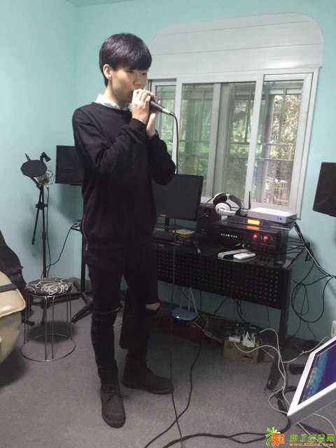 华侨城附近学唱歌时气息浅怎么办