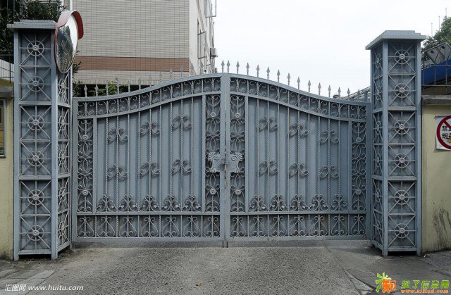 天津铁艺大门，天津铁艺庭院门，天津铁艺定制加工
