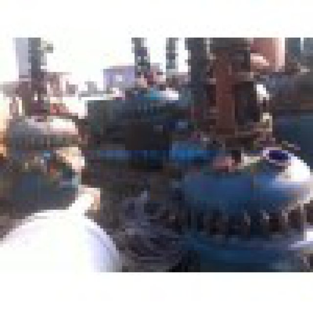 上海回收化工厂设备，食品厂设备，机械厂设备回收