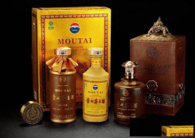 高价回收名酒老酒茅台酒五粮液回收剑南春虫草购物卡等