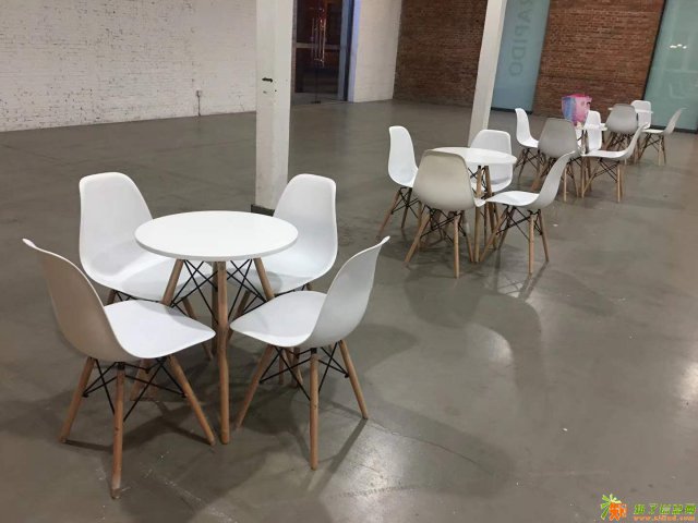 全新简约沙发家具租赁、各类型桌椅租赁