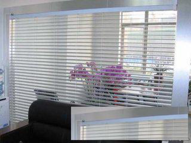 太原定做办公室遮阳百叶窗帘卷帘及商场竹帘