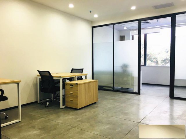 横岗u谷新装开业中小型办公室出租可提供红本租赁凭证