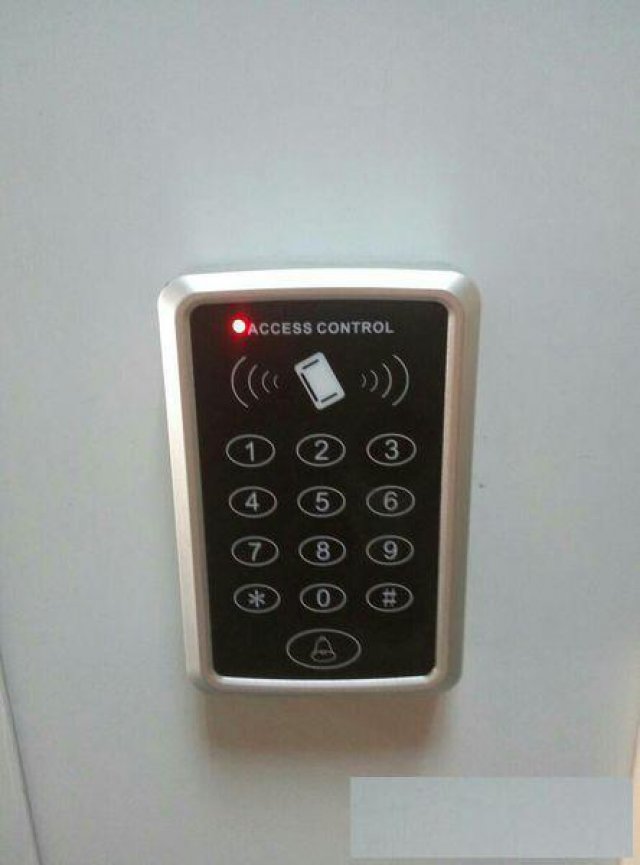 太原安装门禁指纹人脸打卡考勤门禁系统机