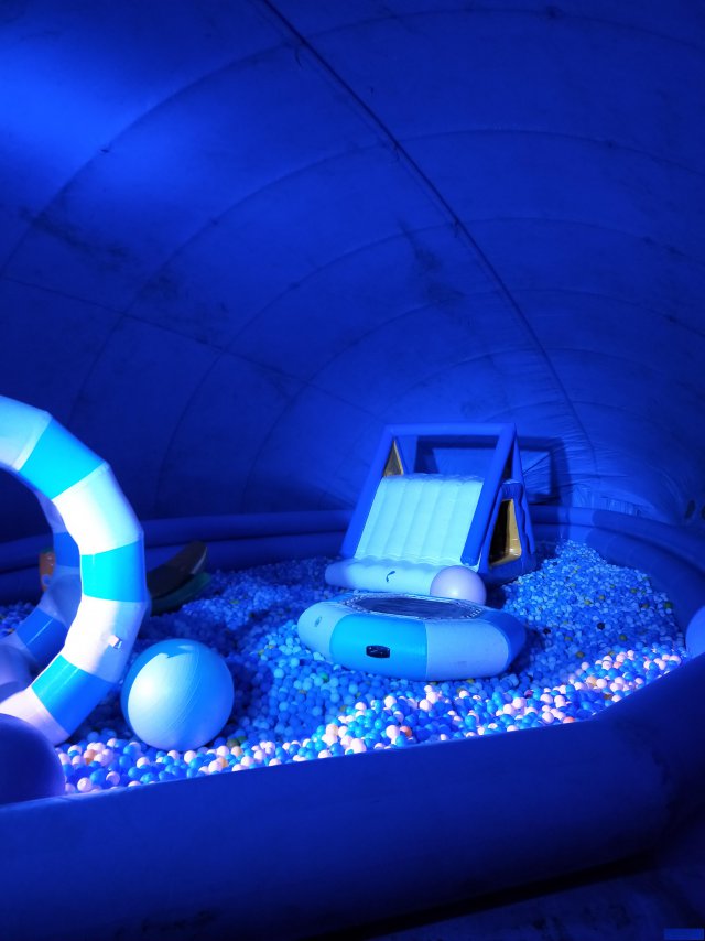 鲸鱼岛出租蓝鲸岛出租透明鲸鱼岛出租粉鲸岛出租出售