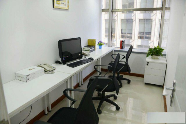 罗湖办公室出租环境超好地址出租，赠红本