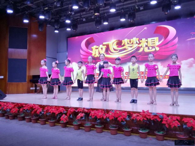 三水学舞蹈哪家专业三水西南少儿拉丁舞中国舞培训考级