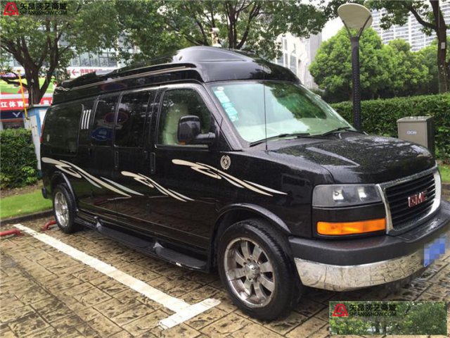 上海租GMCGMC商务车租赁商务接送服务价格多少