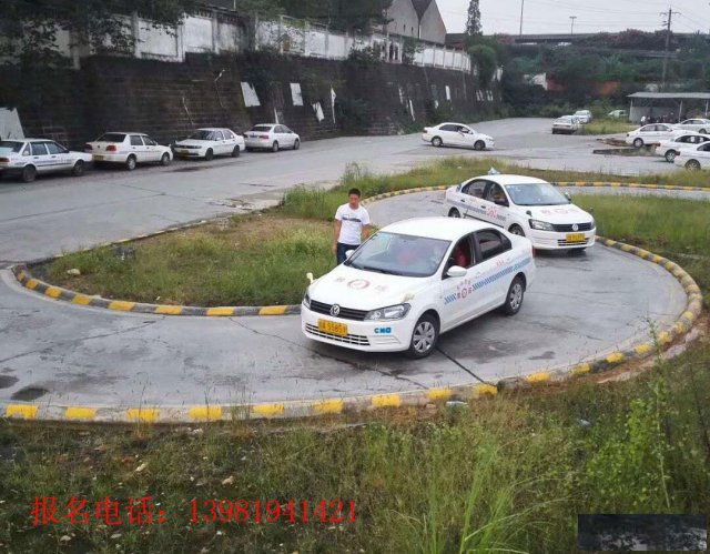 成都学车你想要什么样的教练呢