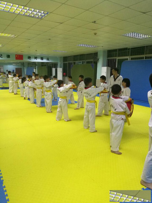 坪山坑梓跆拳道拉丁舞培训秋季特惠招生中