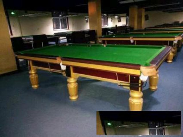 低价转让九成新六腿星冠军台球桌