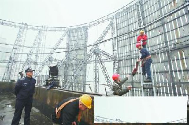 苏州广告牌拆除回收大型广告牌高炮