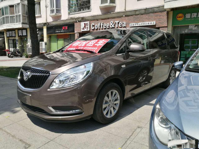 成都旅游租车|带司机租车|包车带司机|租车费用低