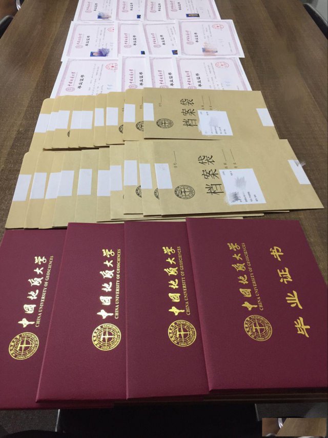 没时间没学历有机会也抓不住，自考专科本科一年半毕业