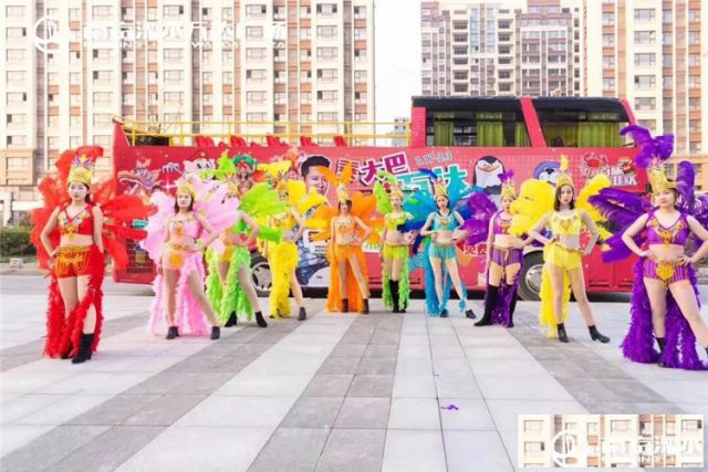 双层巴士出租敞篷双层巴士租赁巡游广告巴士一天多少钱