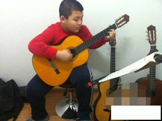 通州学吉他通州学尤克里里一对一仅80一节