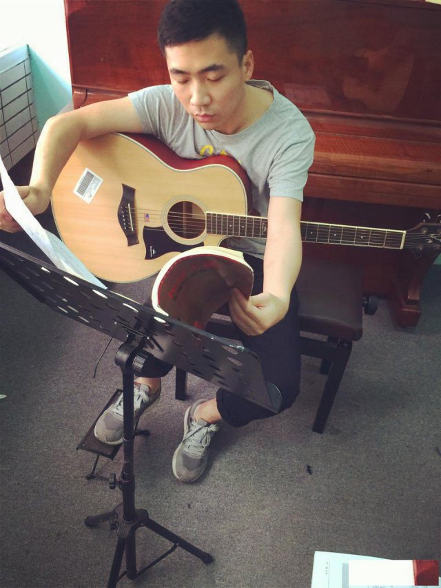 白石洲学吉他古典吉他专业考级教学免费体验