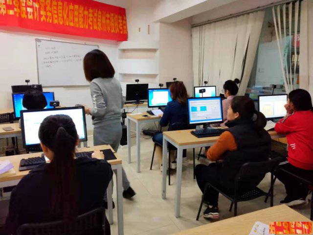 城东华大周边学设计文员行政培训包教会到财弘